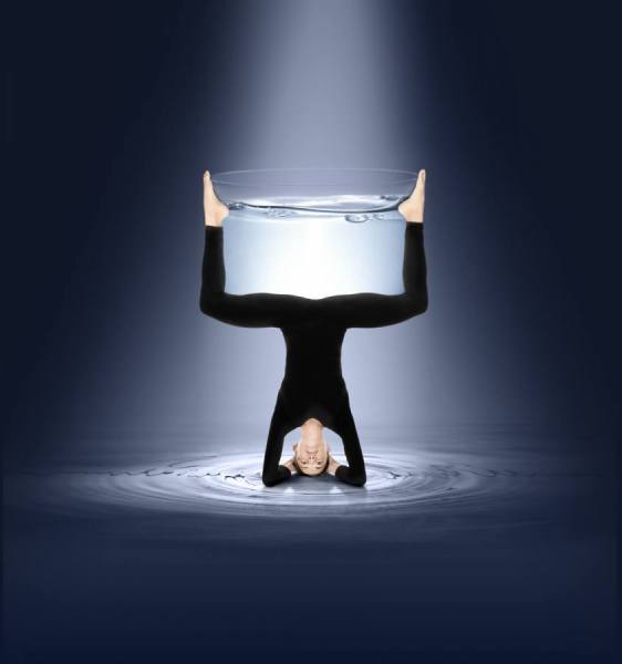 Photograph Stylaz Ambrosio Peroni Bodywater2 on One Eyeland